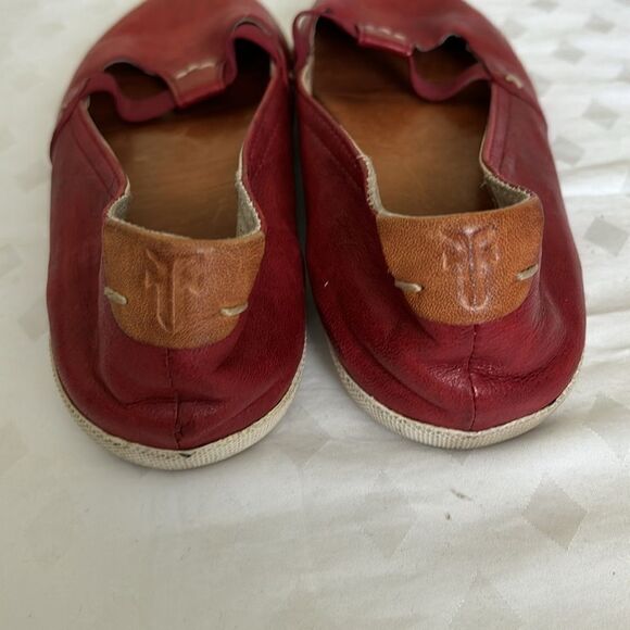 Frye Melanie T-Strap Flats Size 7.5 - Picture 3 of 5